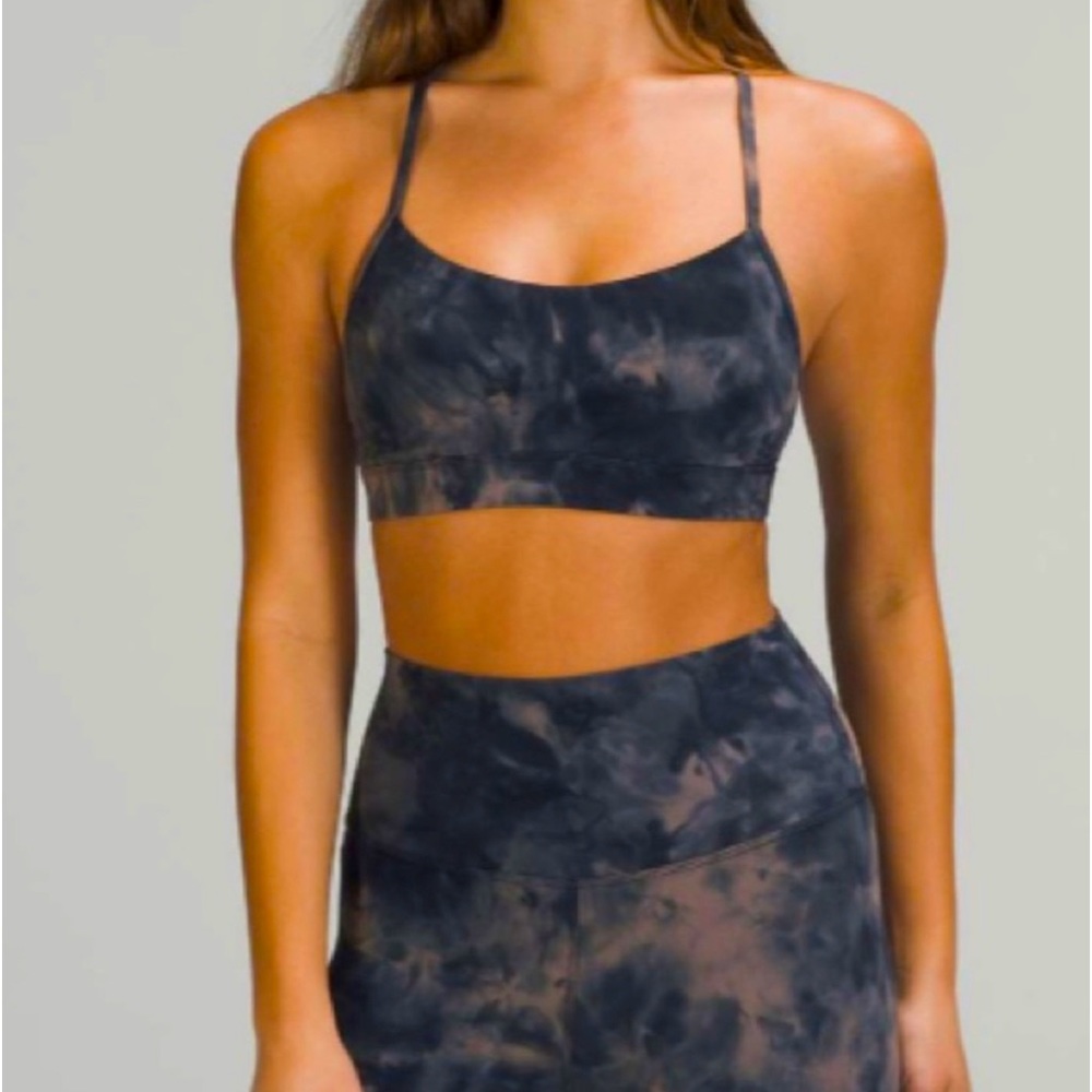 Lululemon Flow Y Bra Nulu *Light Support size 14